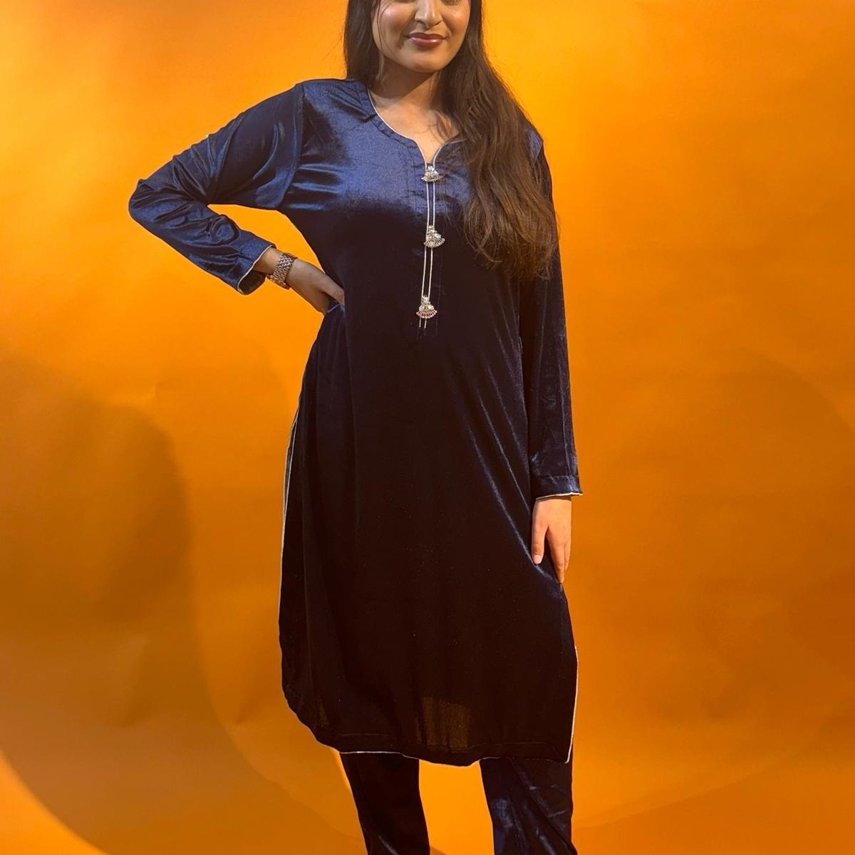 ELWC-005 women’s velvet two-piece winter suit in Navy - Comfort wear Asian clothing