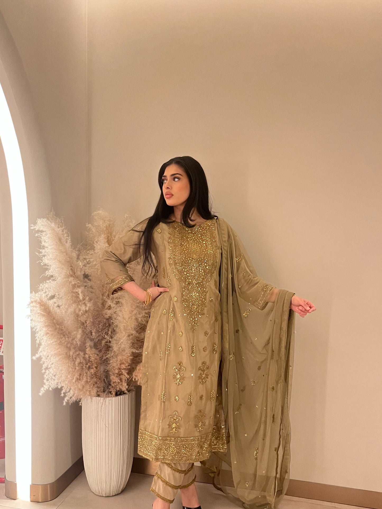 Asim Jofa Beige Original Outfit ELEID002