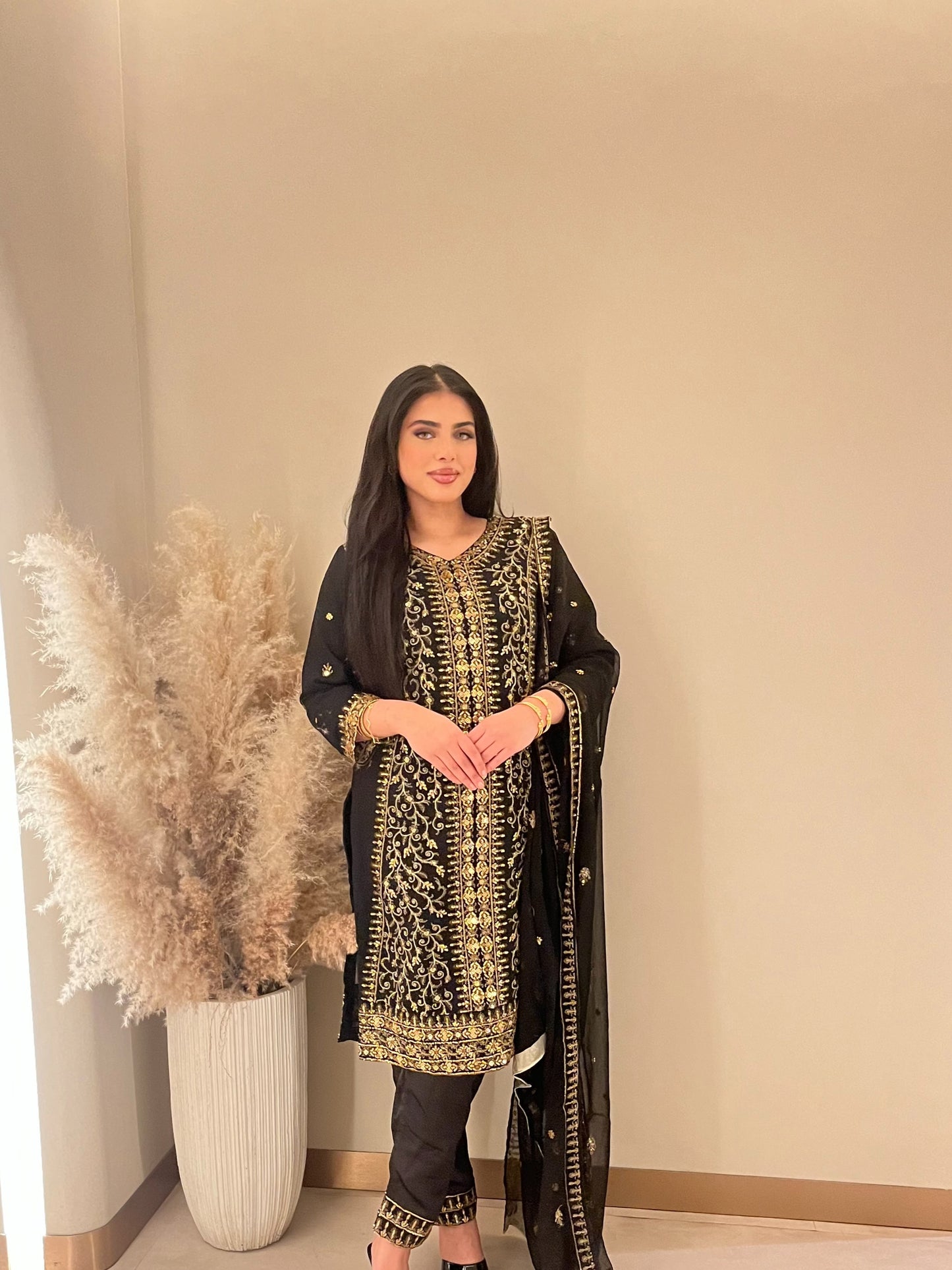 Asim Jofa Black Long Kameez - 3 Piece - ELAJ001