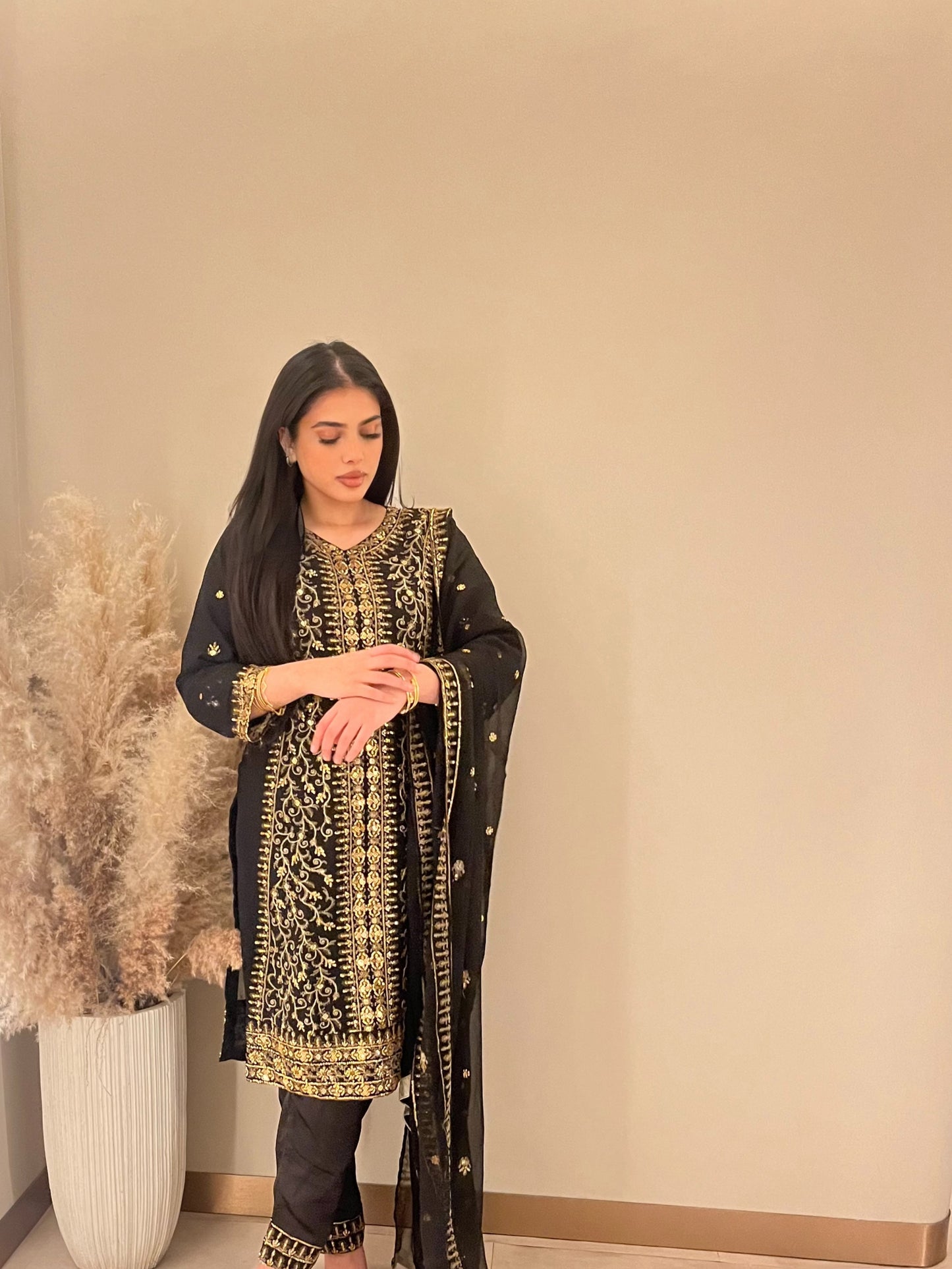 Asim Jofa Black Long Kameez - 3 Piece - ELAJ001