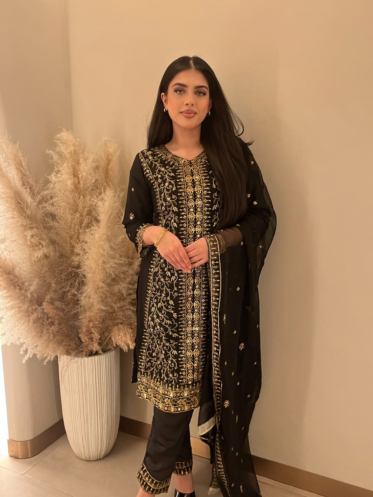 Asim Jofa Black Long Kameez - 3 Piece - ELAJ001