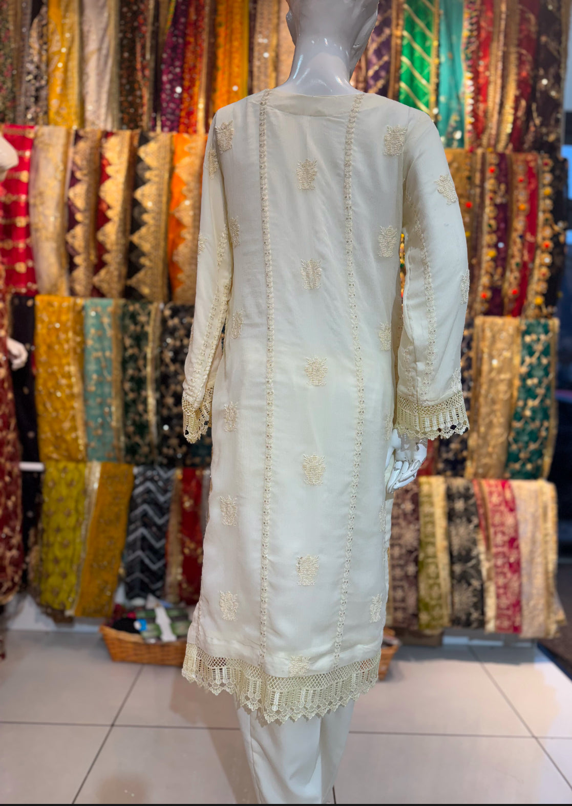 Off White - Thread Work Eid Outfit - ELRR133