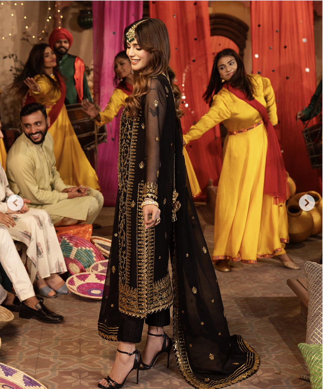 Asim Jofa Black Long Kameez - 3 Piece - ELAJ001