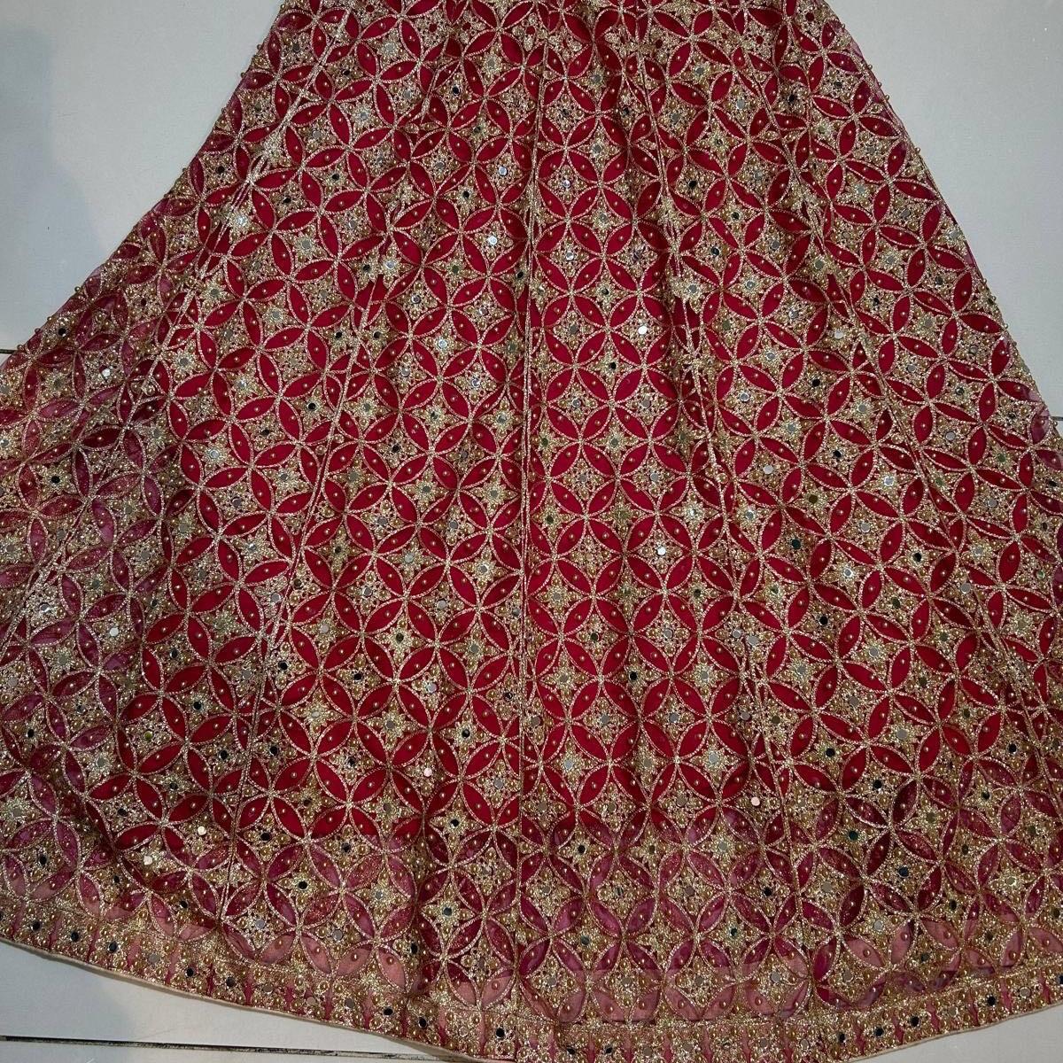 Heavy Embroidered Diamond Pattern Lehnga