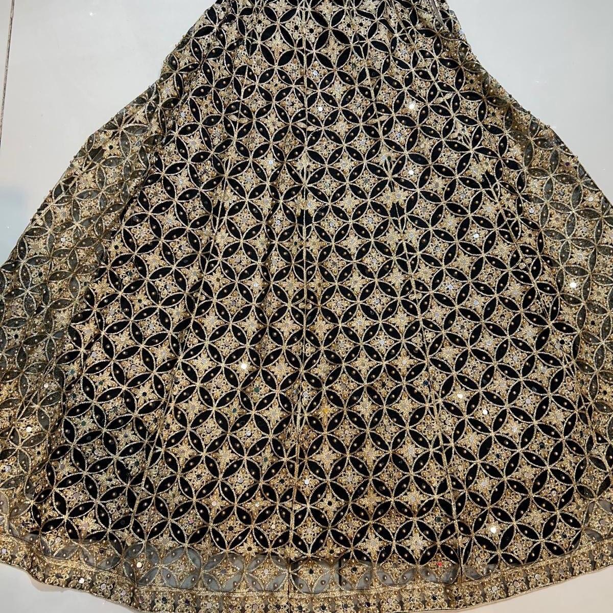 Heavy Embroidered Diamond Pattern Lehnga